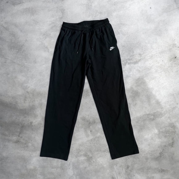 Nike Men’s Black Tracksuit Set - Picture 3 of 3